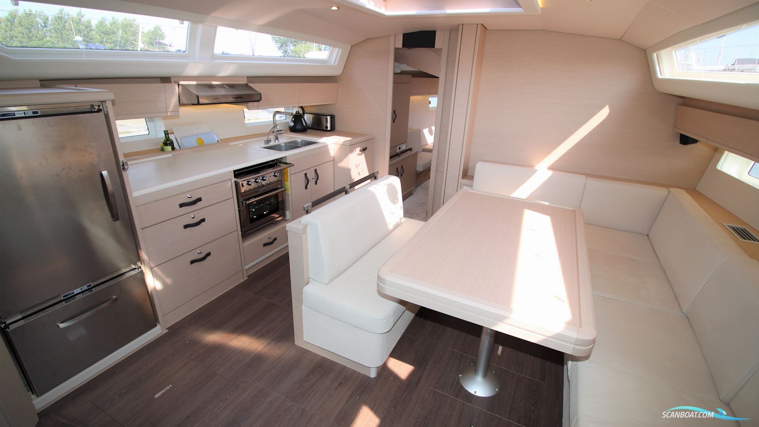 Jeanneau 54 Yacht 