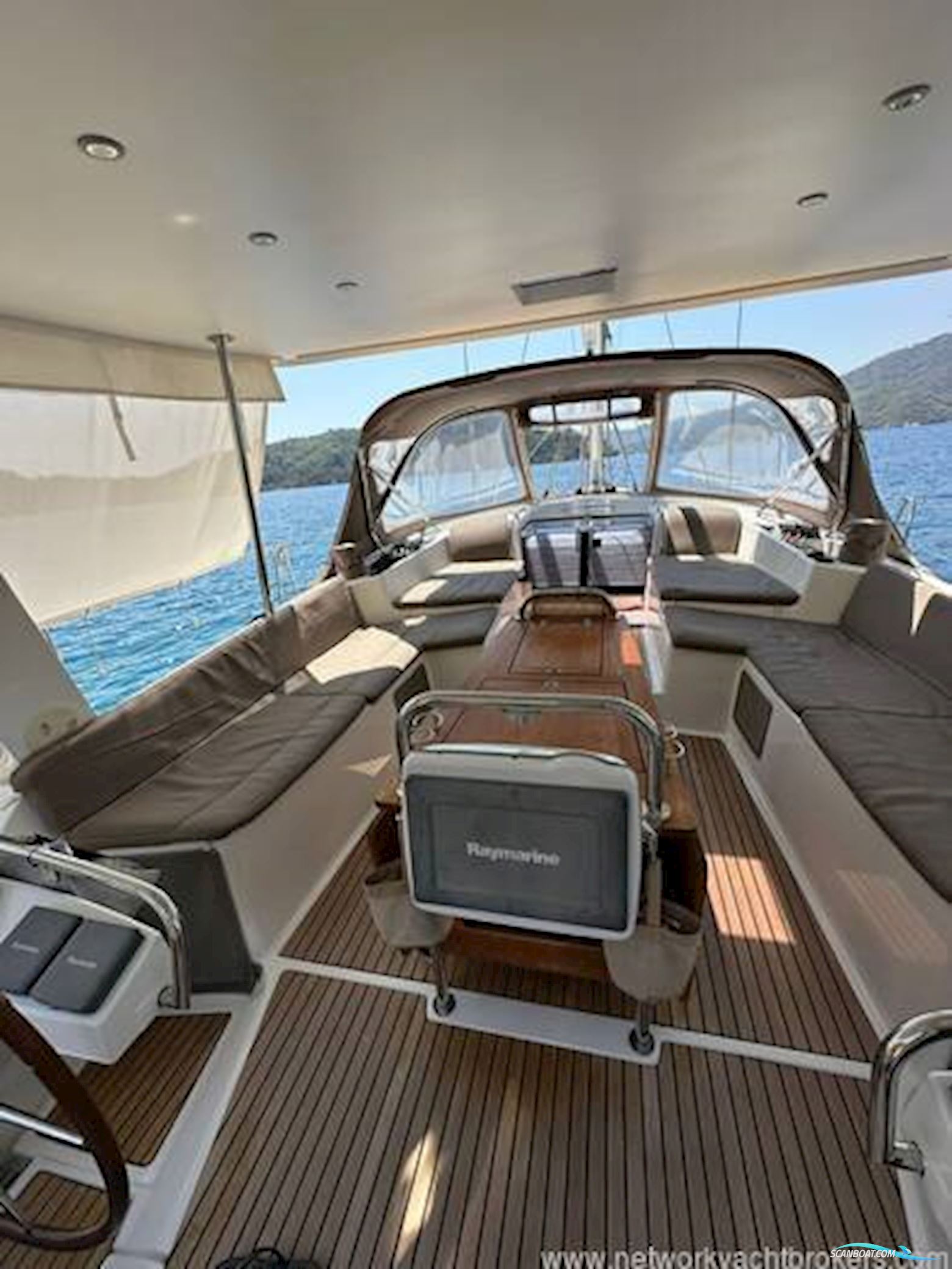 Jeanneau 57