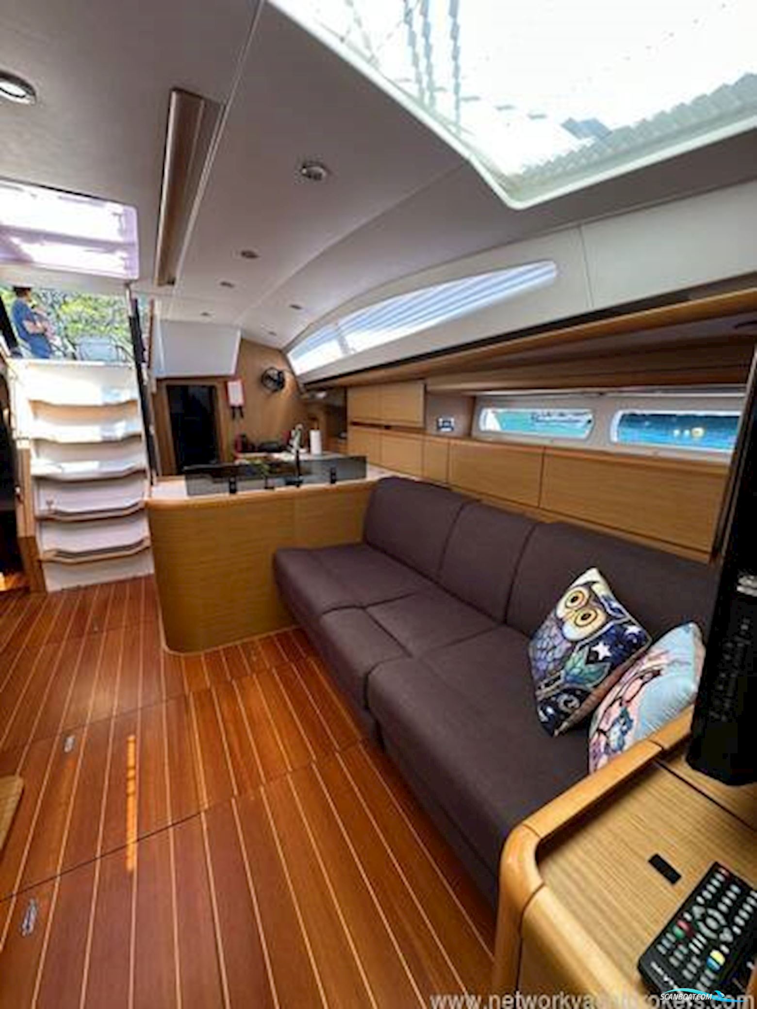 Jeanneau 57