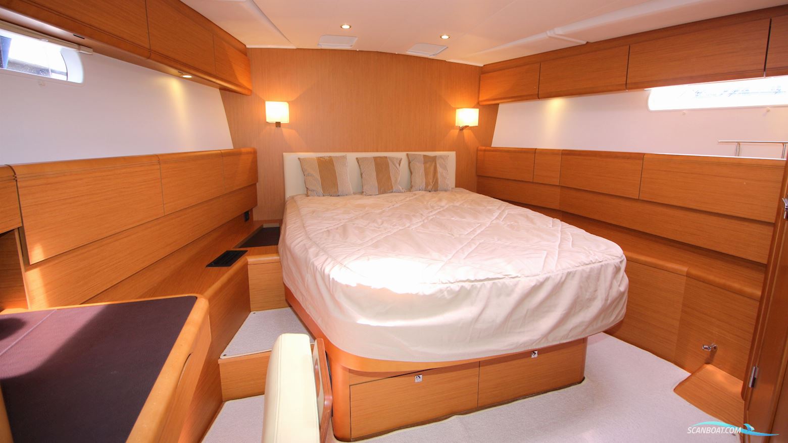 Jeanneau 57 Yacht