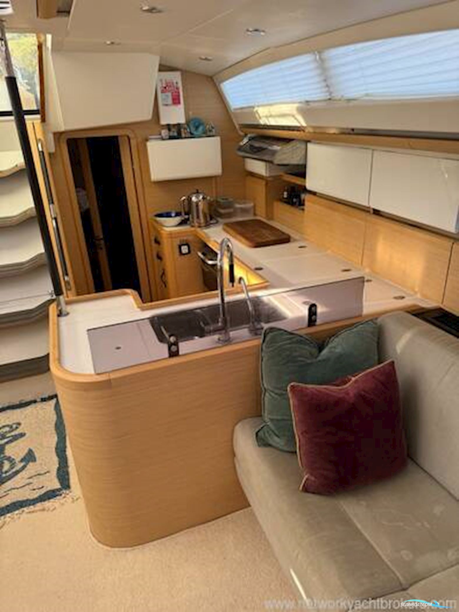 Jeanneau 58