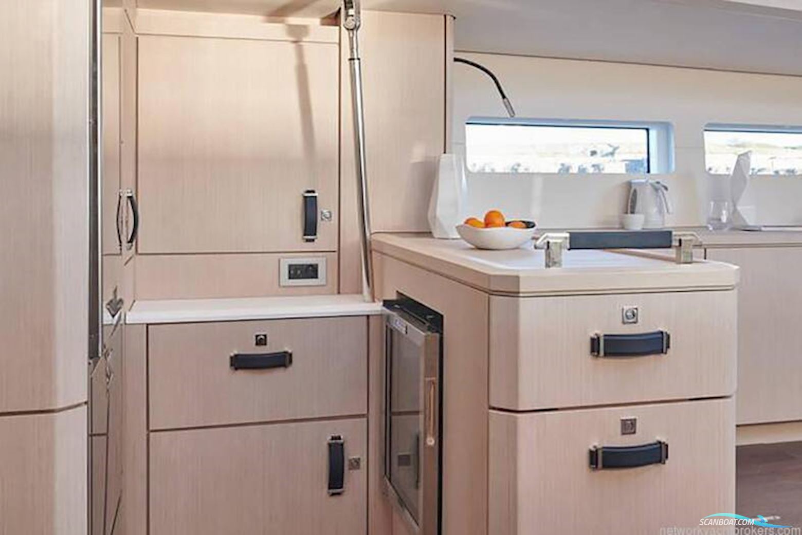 Jeanneau 60