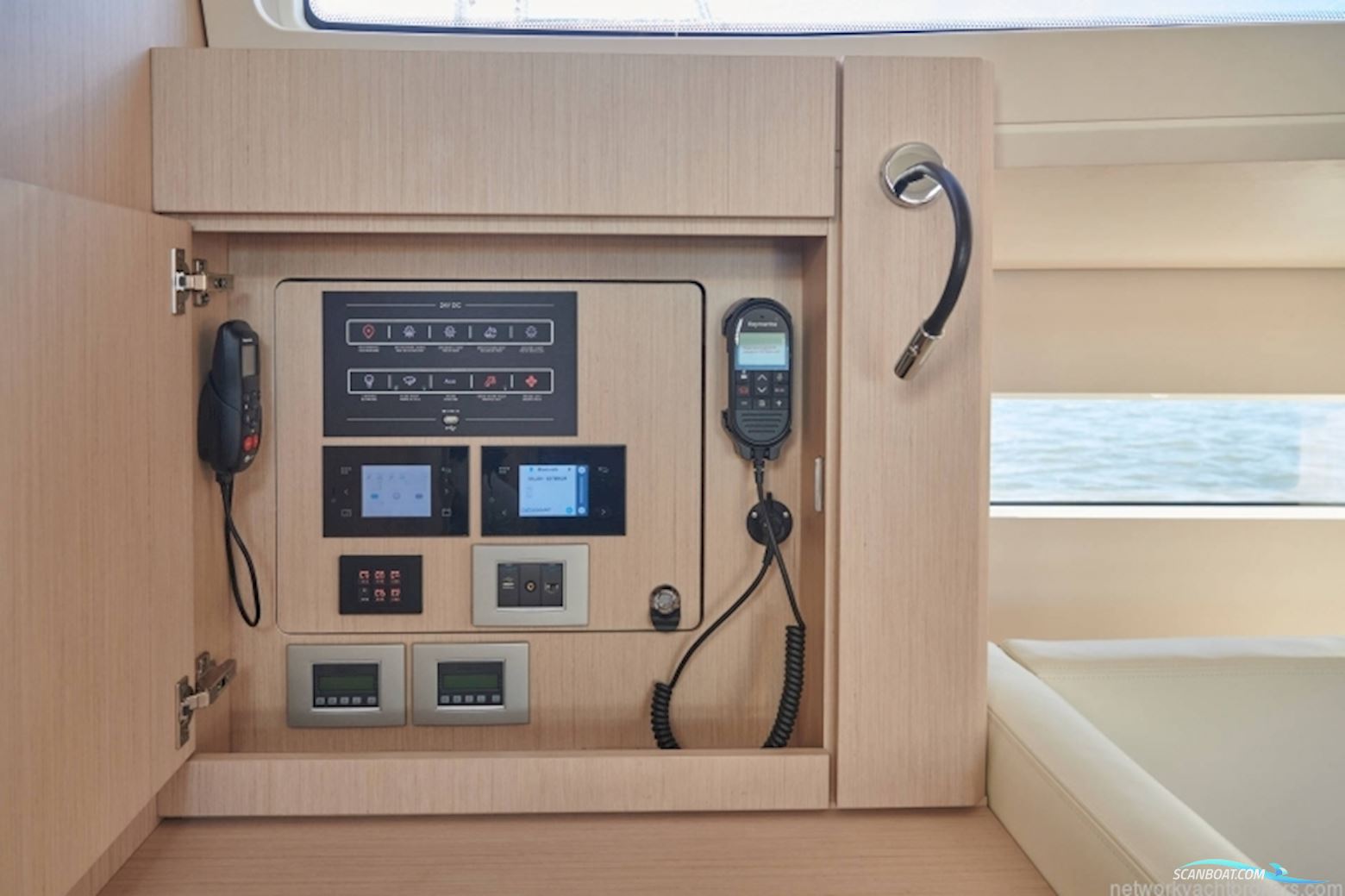Jeanneau 60 Yacht