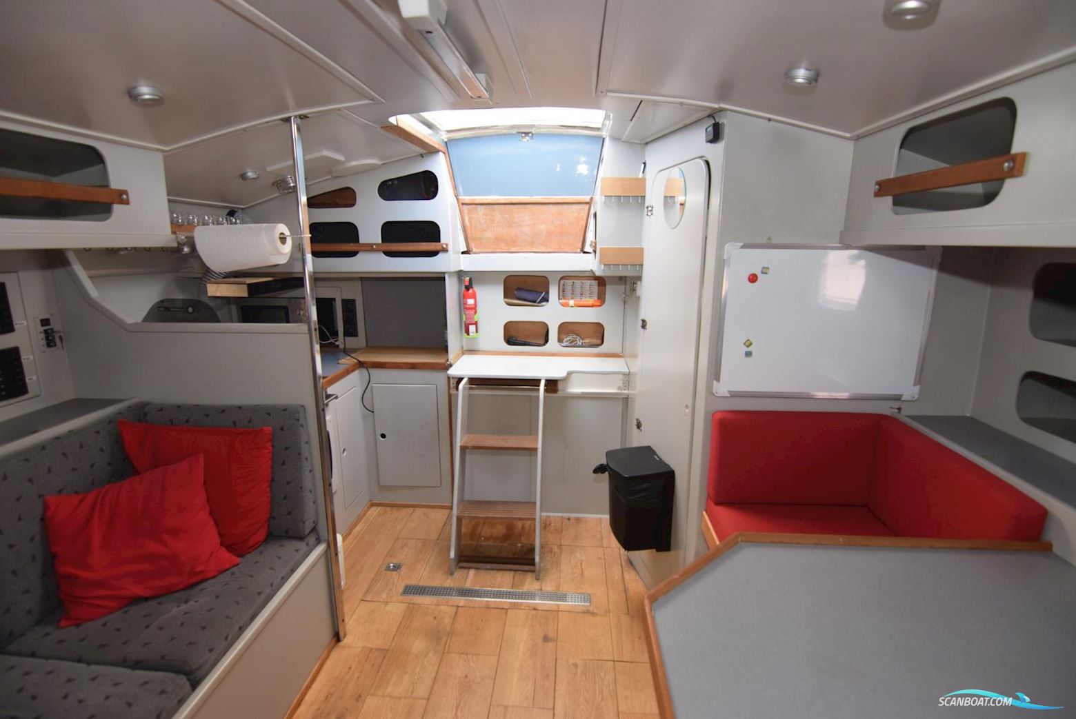 Jeanneau Gin Fizz 38