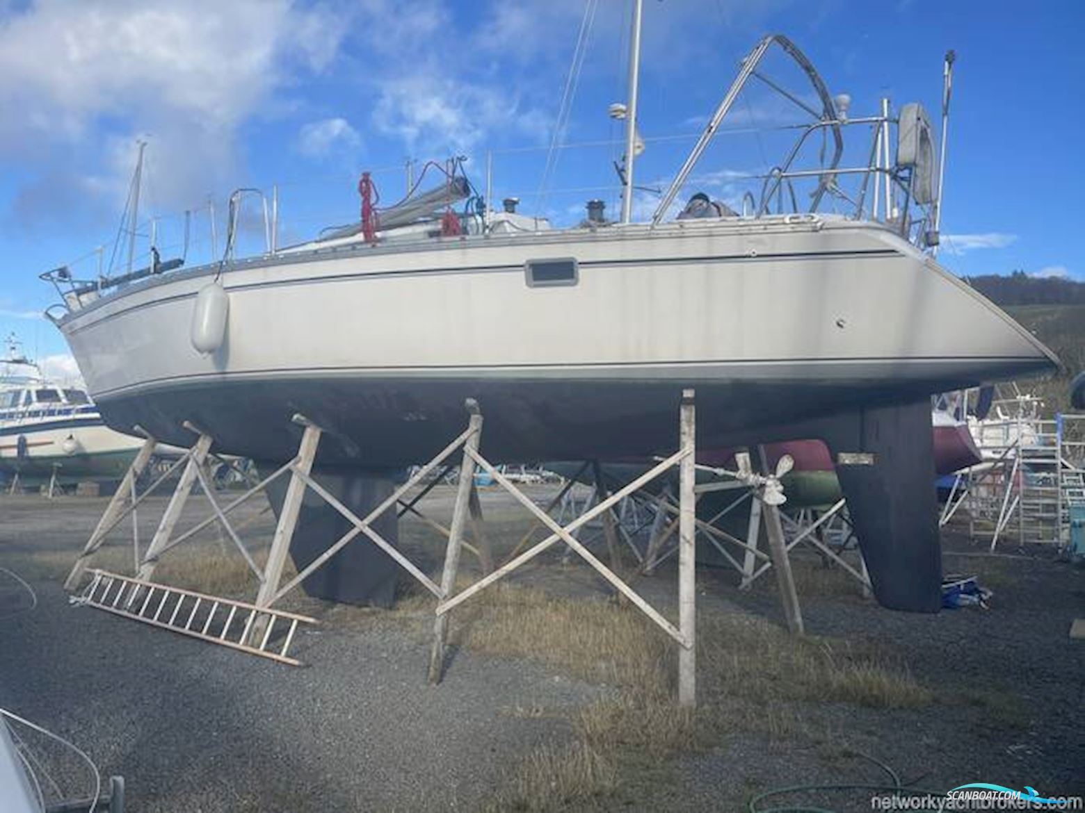 Jeanneau Olympic Sea 42 Sun Legend Hull