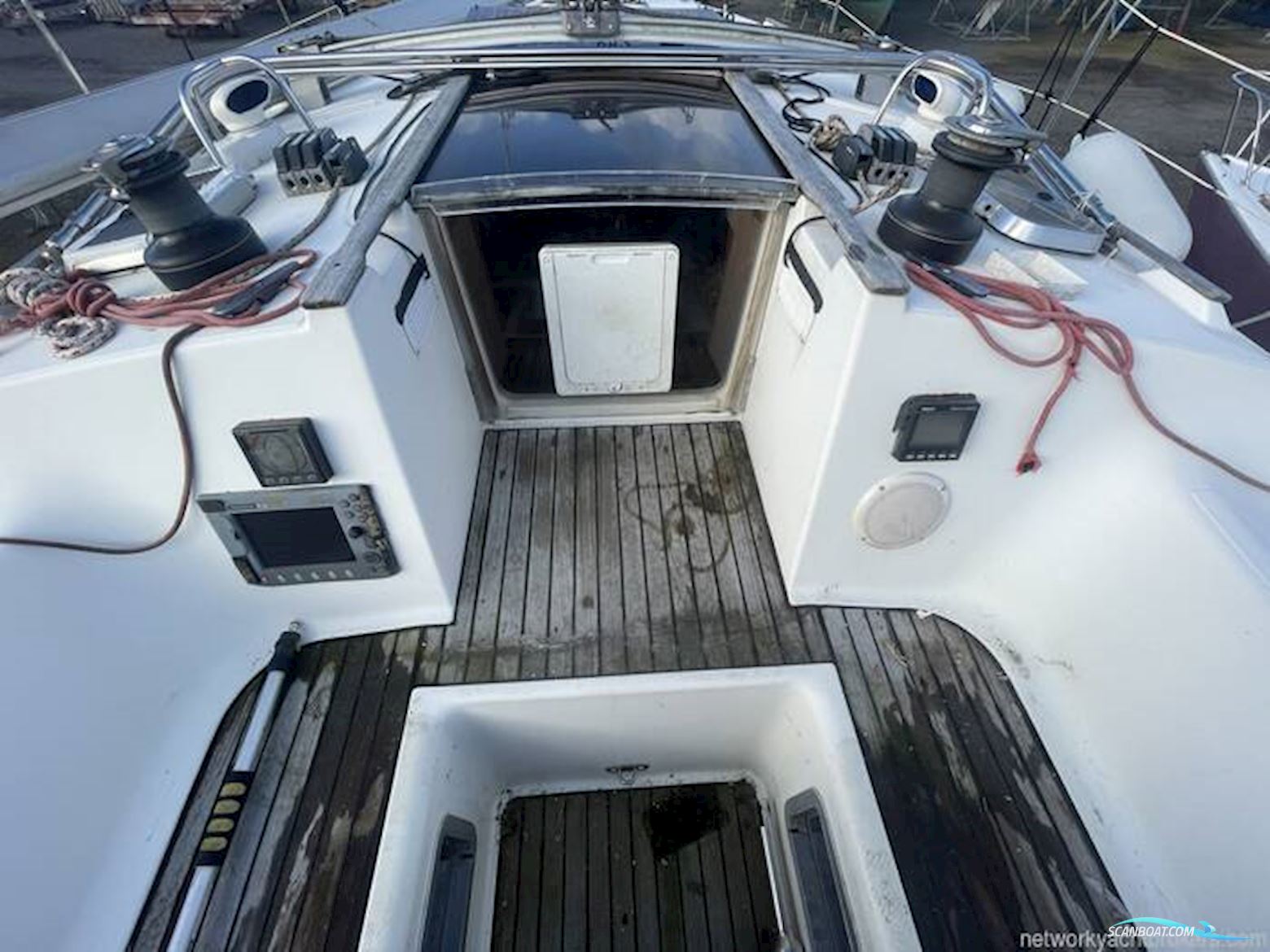 Jeanneau Olympic Sea 42 Sun Legend Hull