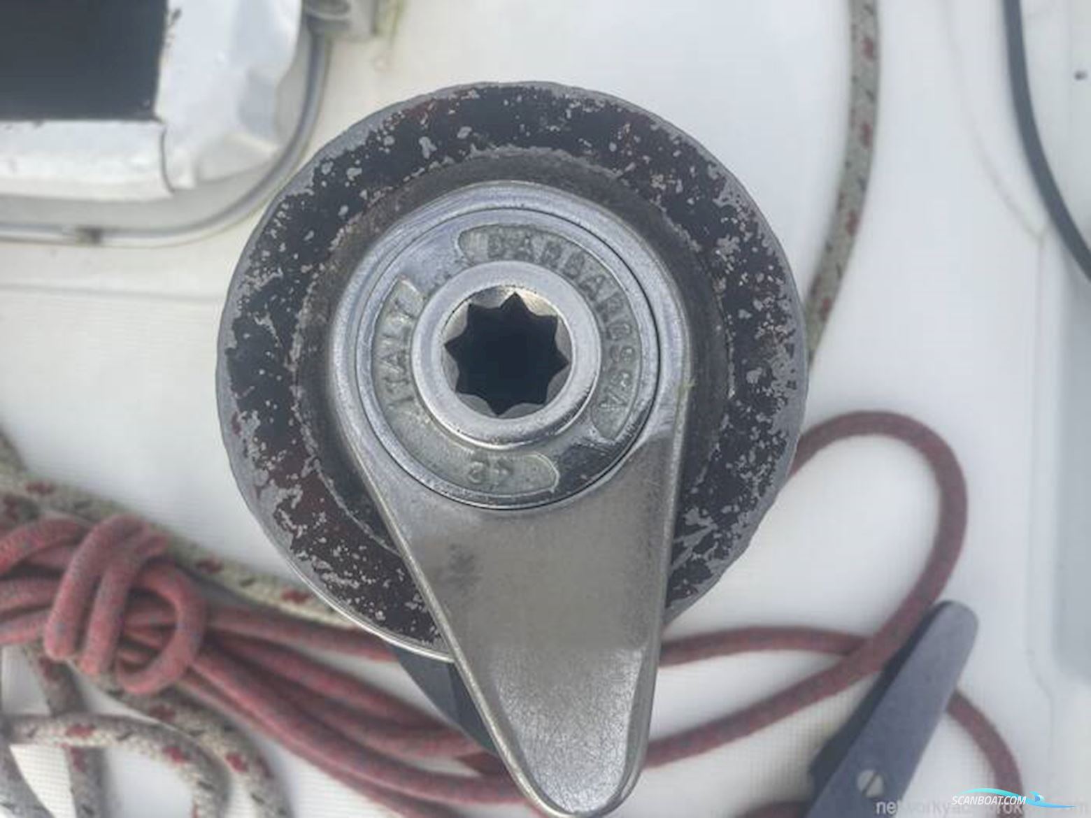 Jeanneau Olympic Sea 42 Sun Legend Hull