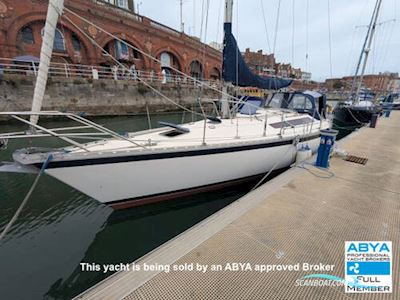 Jeanneau Sun Fizz 40 Segelboot 1985, mit Perkins 4018 motor, England