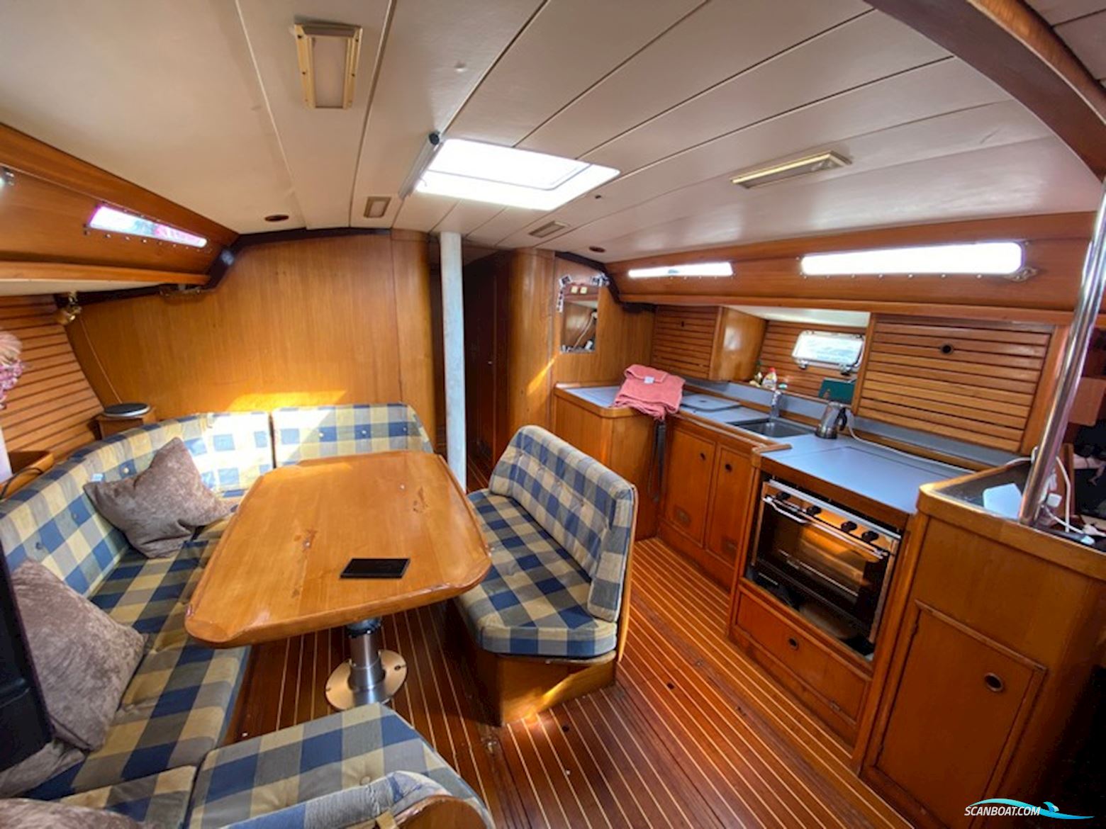 Jeanneau Sun Magic 44