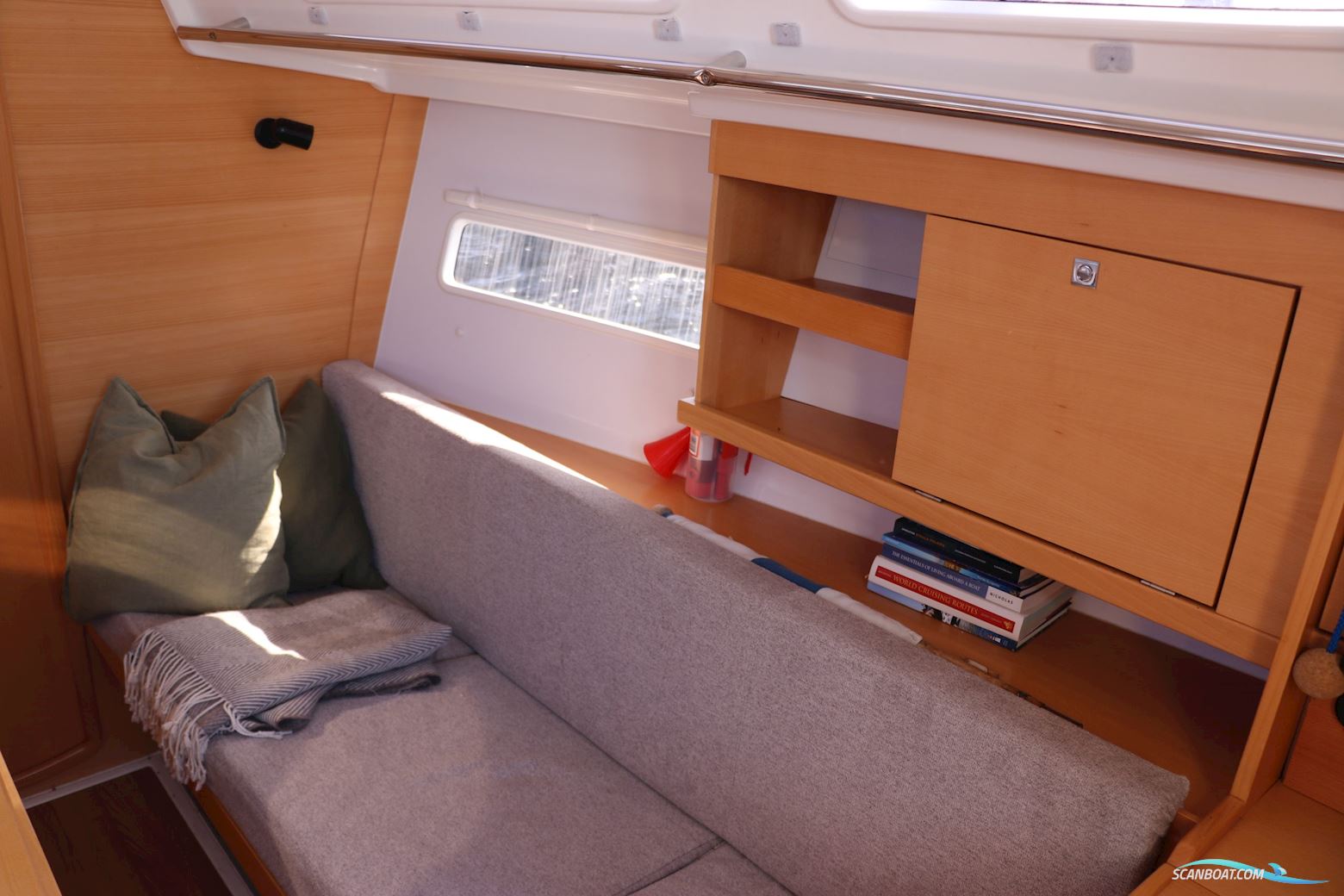 Jeanneau Sun Odyssey 319