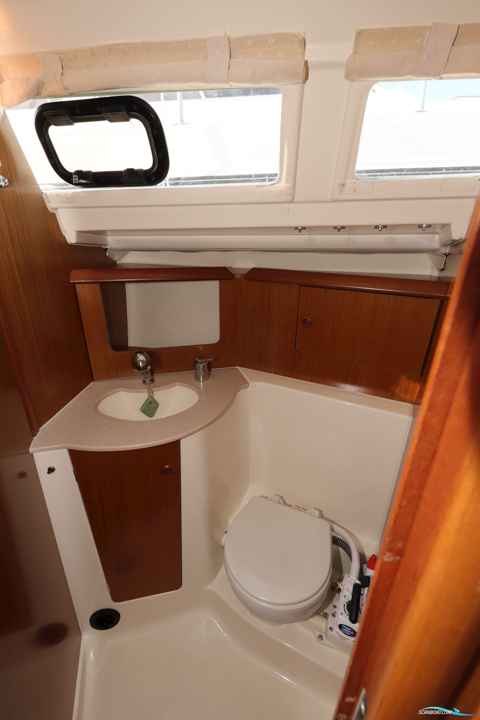 Jeanneau Sun Odyssey 32i Legende