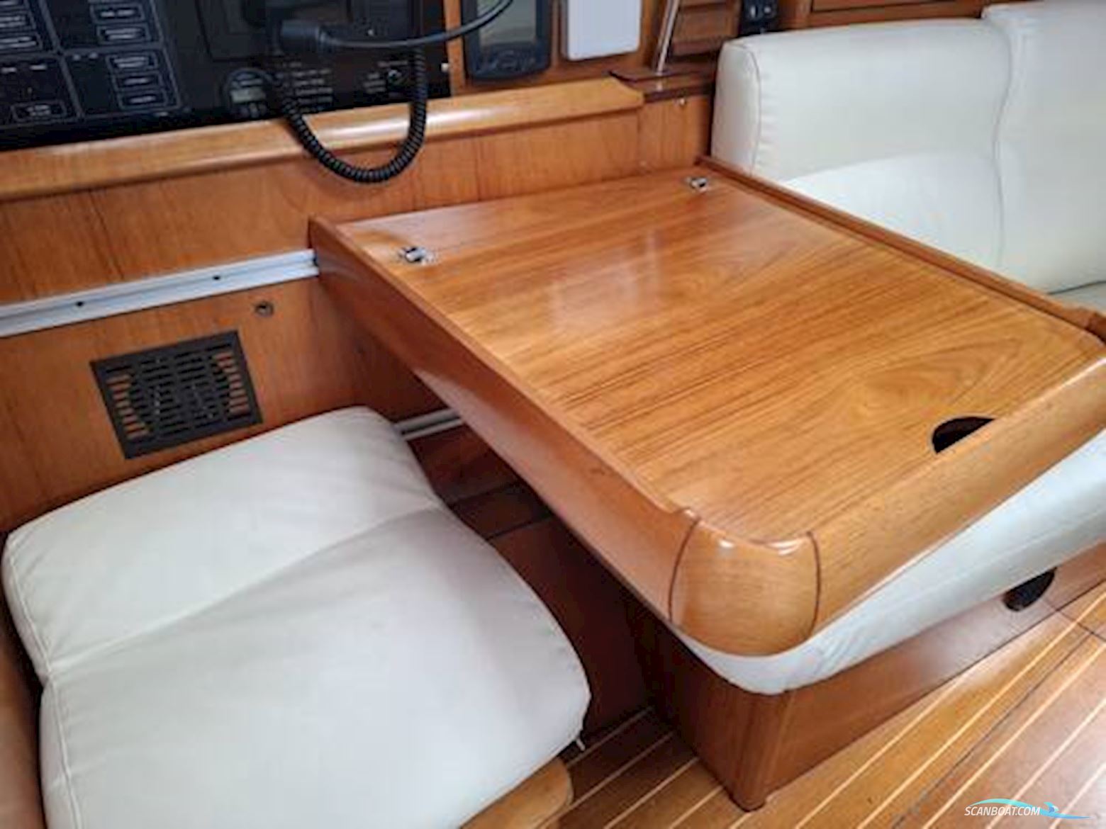 Jeanneau Sun Odyssey 35