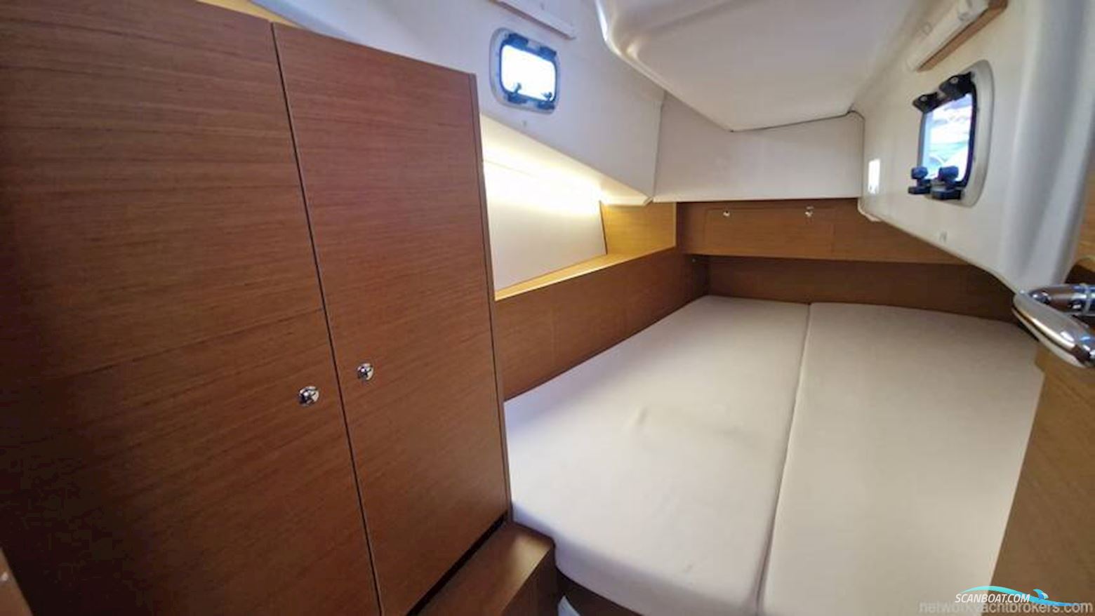 Jeanneau Sun Odyssey 350