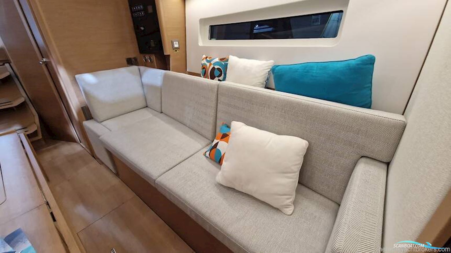 Jeanneau Sun Odyssey 350