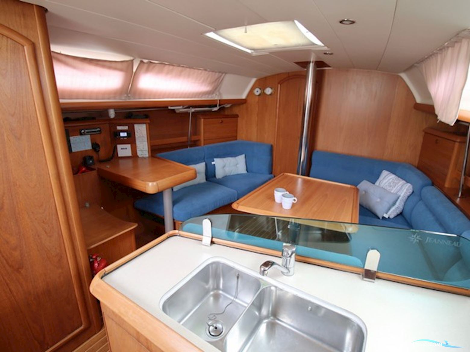 Jeanneau Sun Odyssey 37