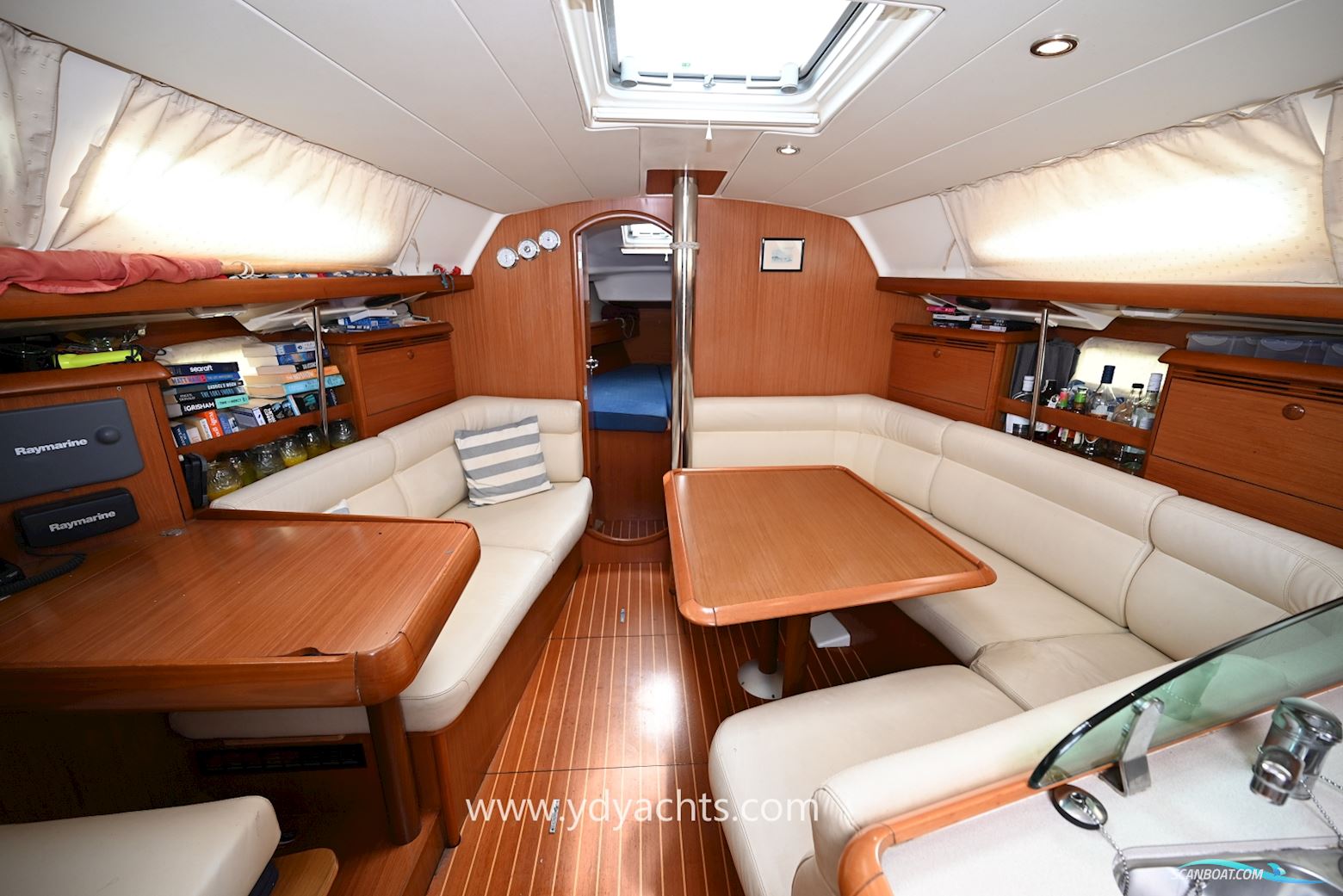 Jeanneau Sun Odyssey 37