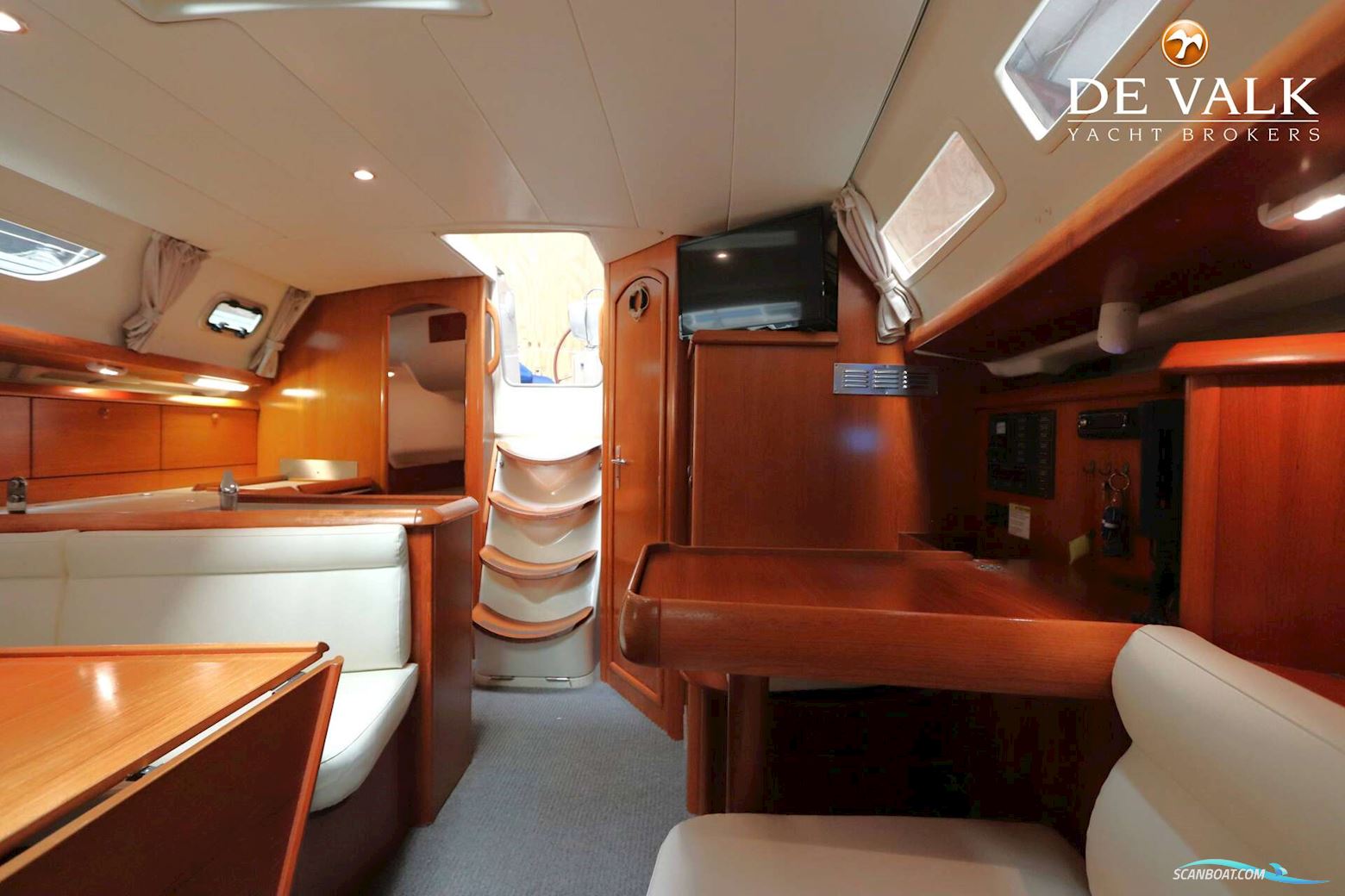 Jeanneau Sun Odyssey 37