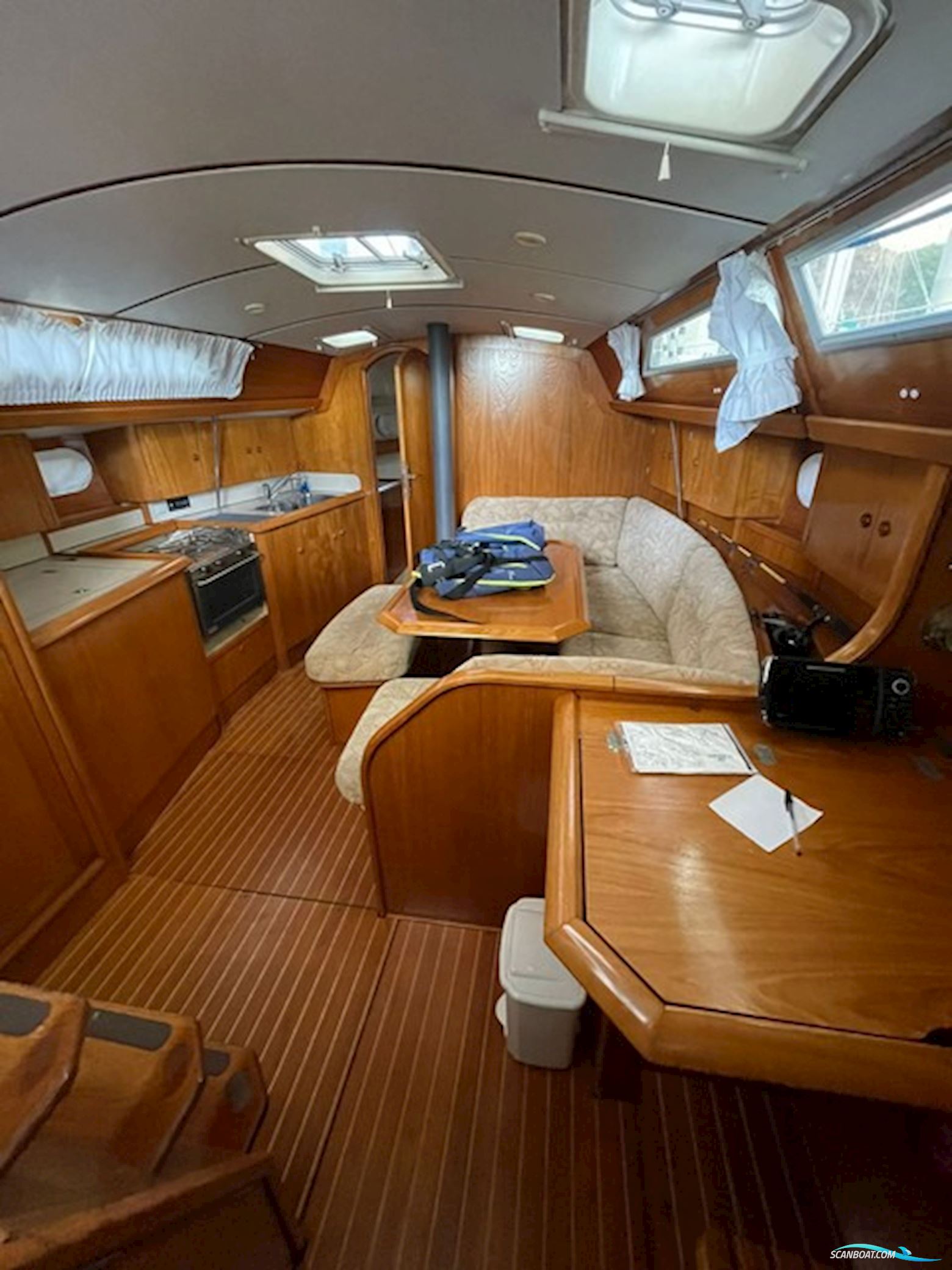 Jeanneau Sun Odyssey 37.2