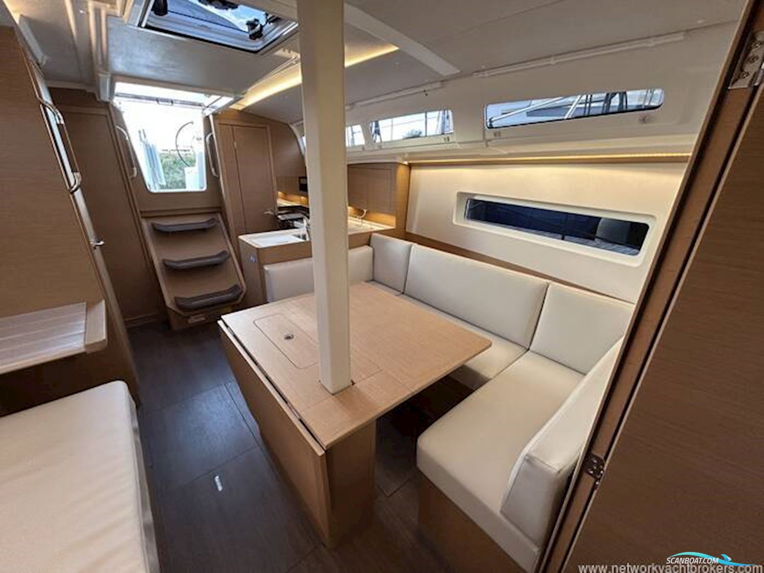 Jeanneau Sun Odyssey 380