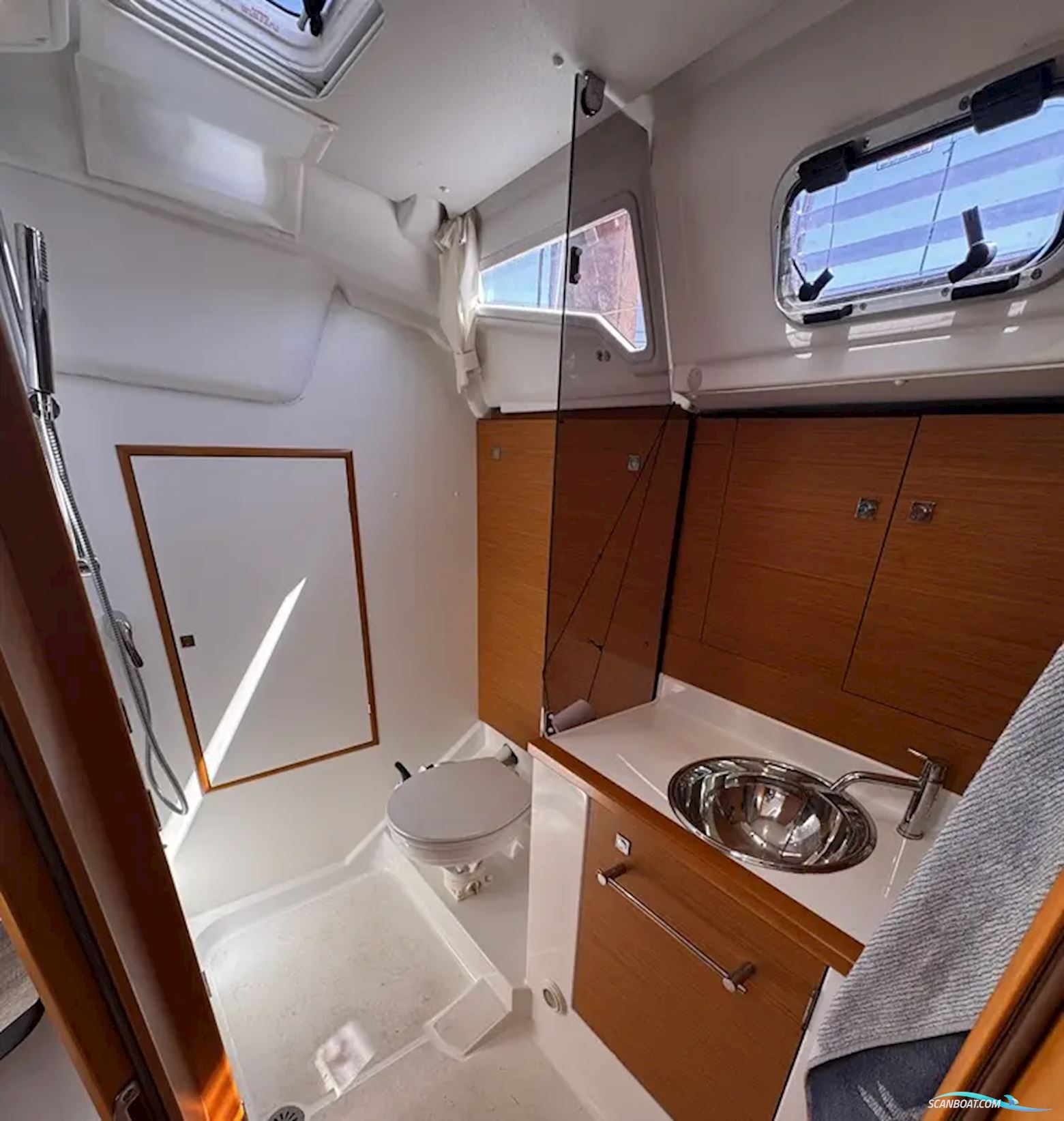 Jeanneau Sun Odyssey 389