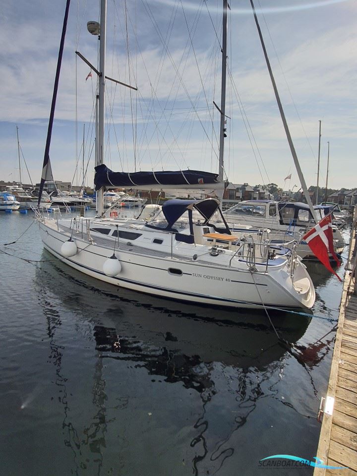 Jeanneau Sun Odyssey 40 - Solgt / Sold / Verkauft - Lign. Søges Segelboot 2001, mit Yanmar 4JH3E motor, Dänemark
