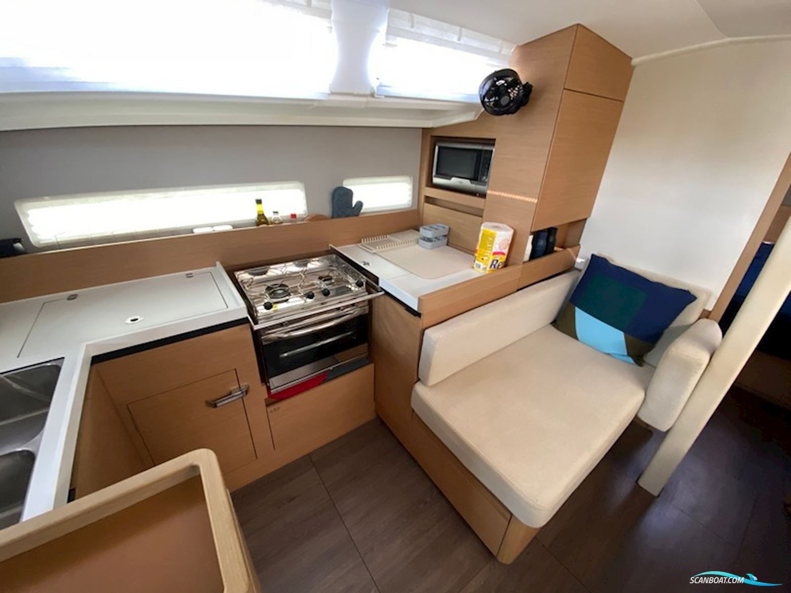 Jeanneau Sun Odyssey 410
