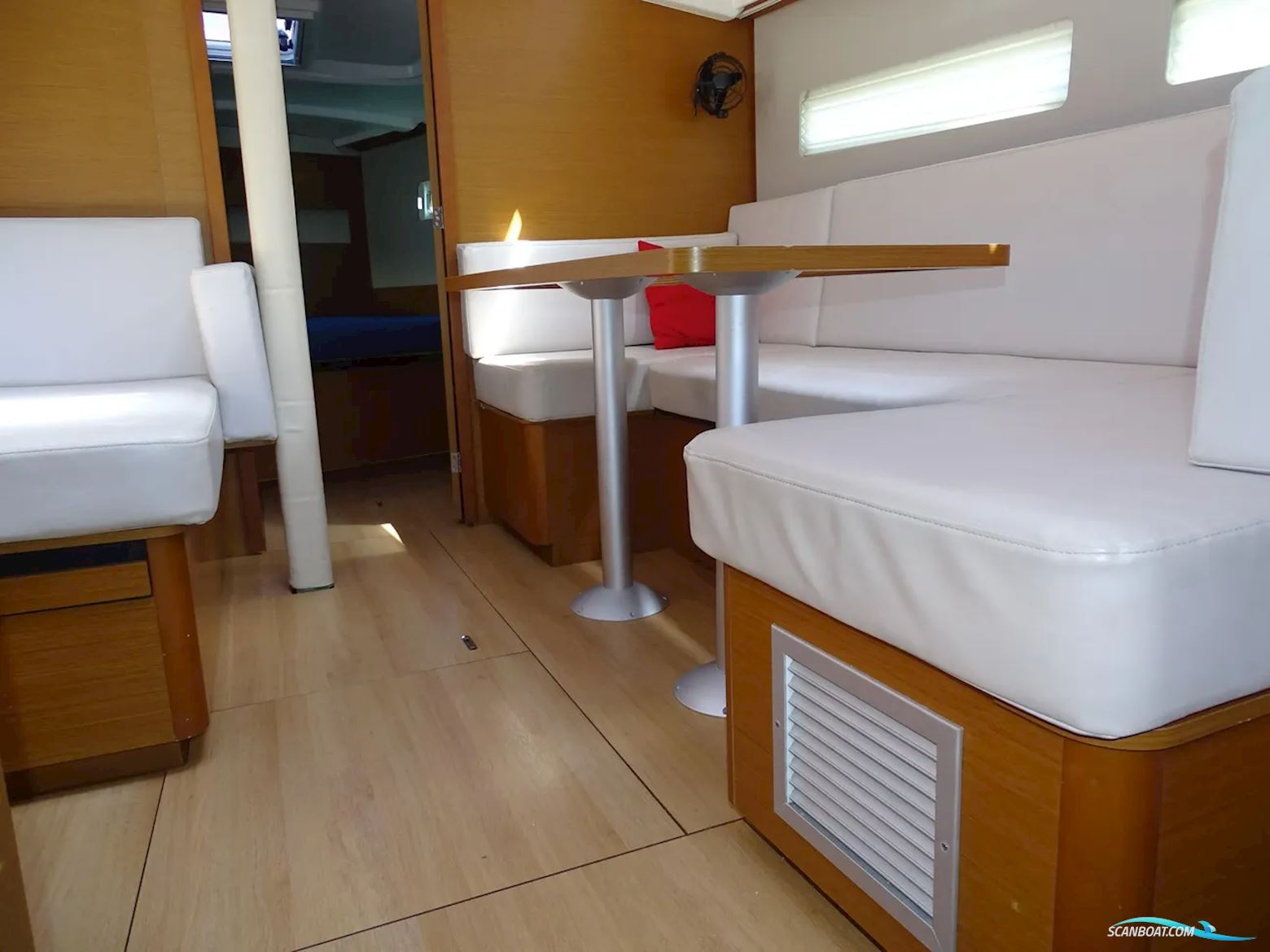 Jeanneau Sun Odyssey 410