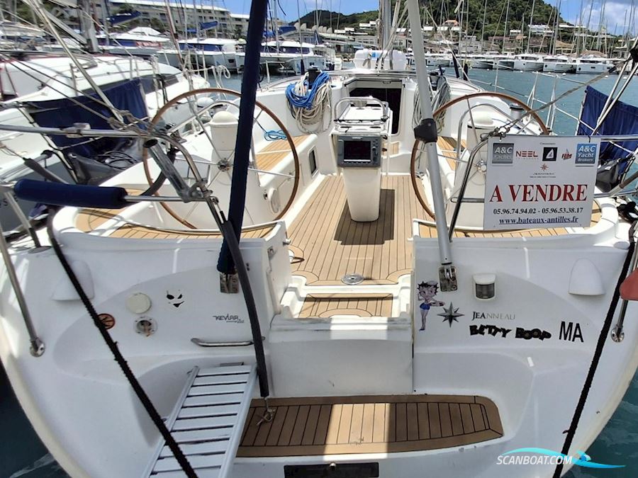 Jeanneau Sun Odyssey 43