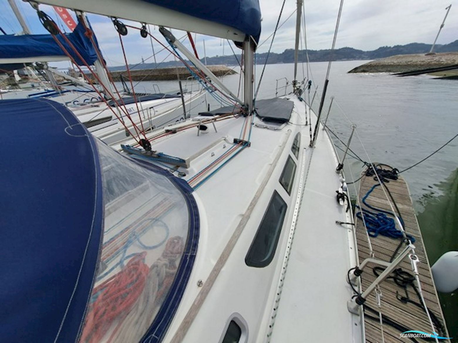 Jeanneau Sun Odyssey 43