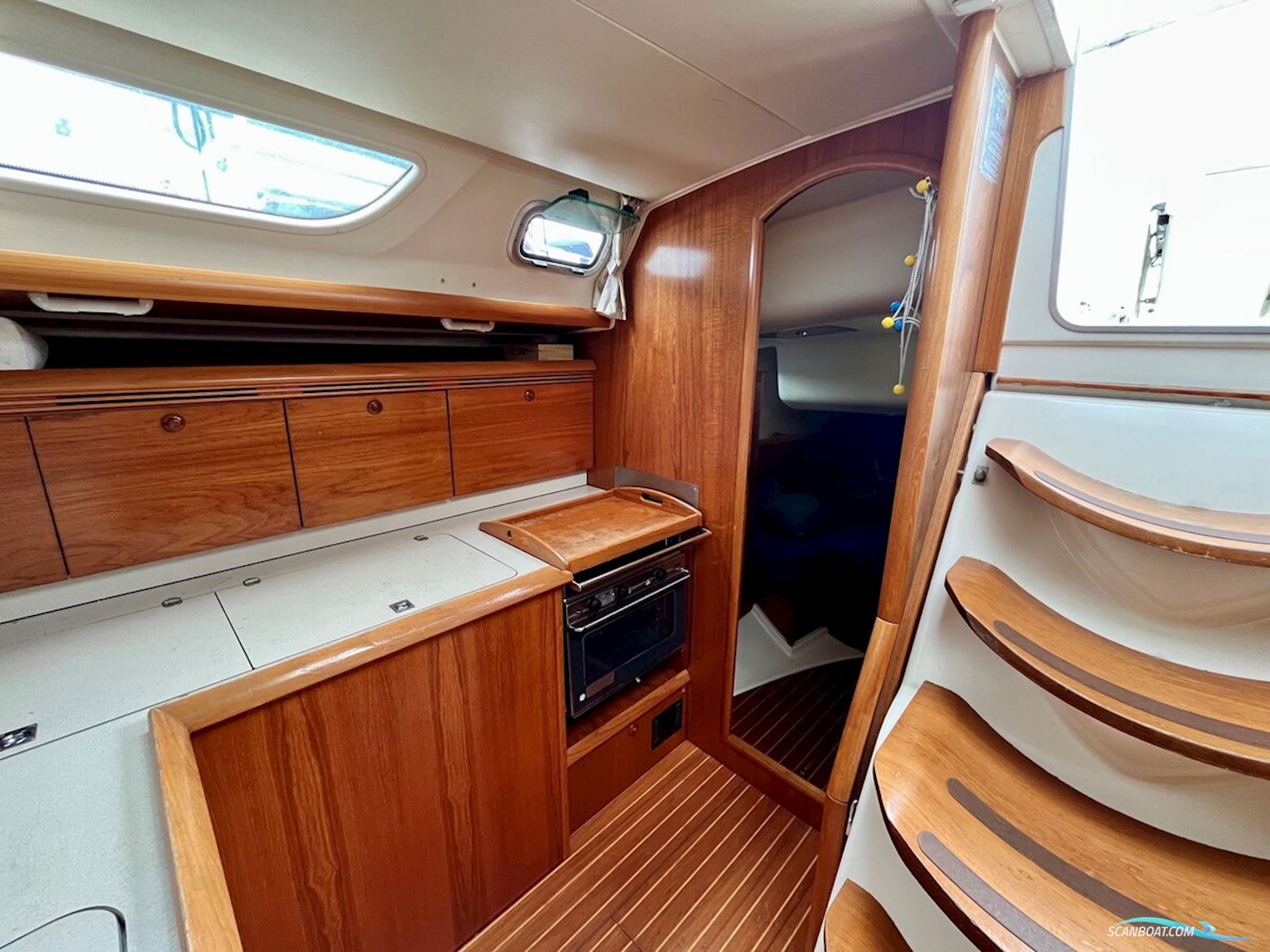 Jeanneau Sun Odyssey 43