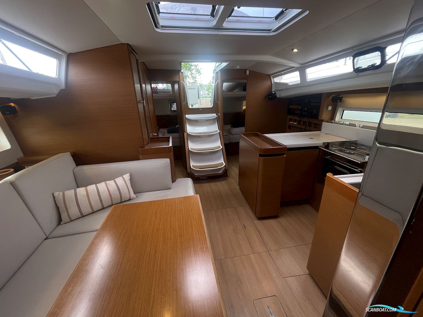 Jeanneau Sun Odyssey 440
