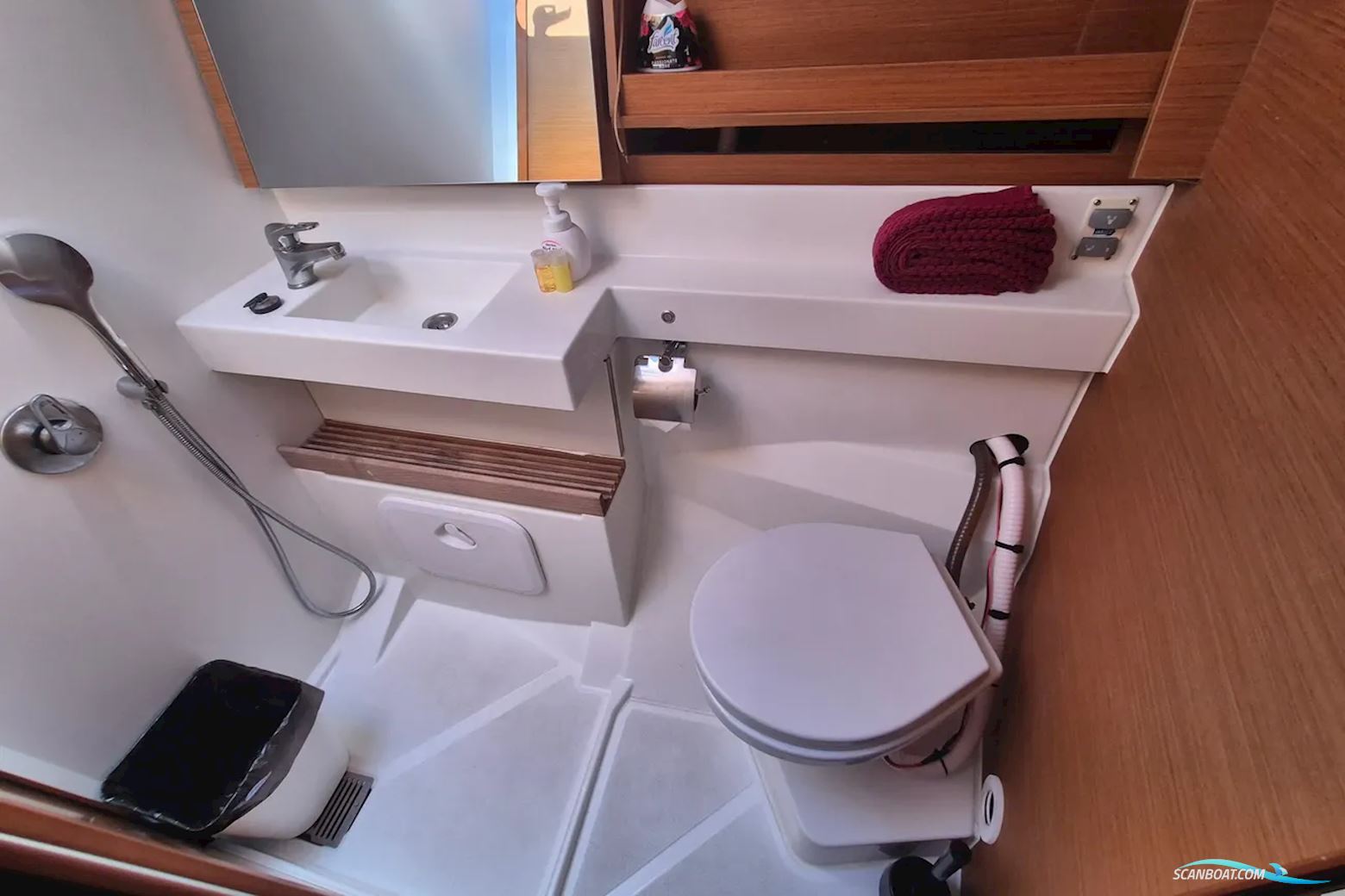 Jeanneau Sun Odyssey 440