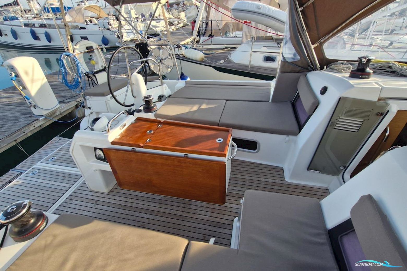 Jeanneau Sun Odyssey 440