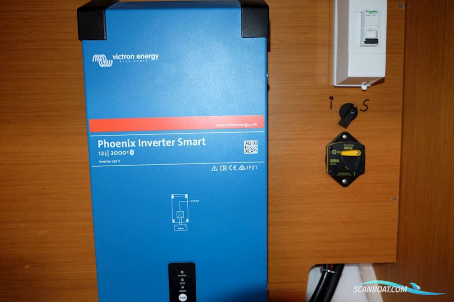 Jeanneau Sun Odyssey 44i Owners Version