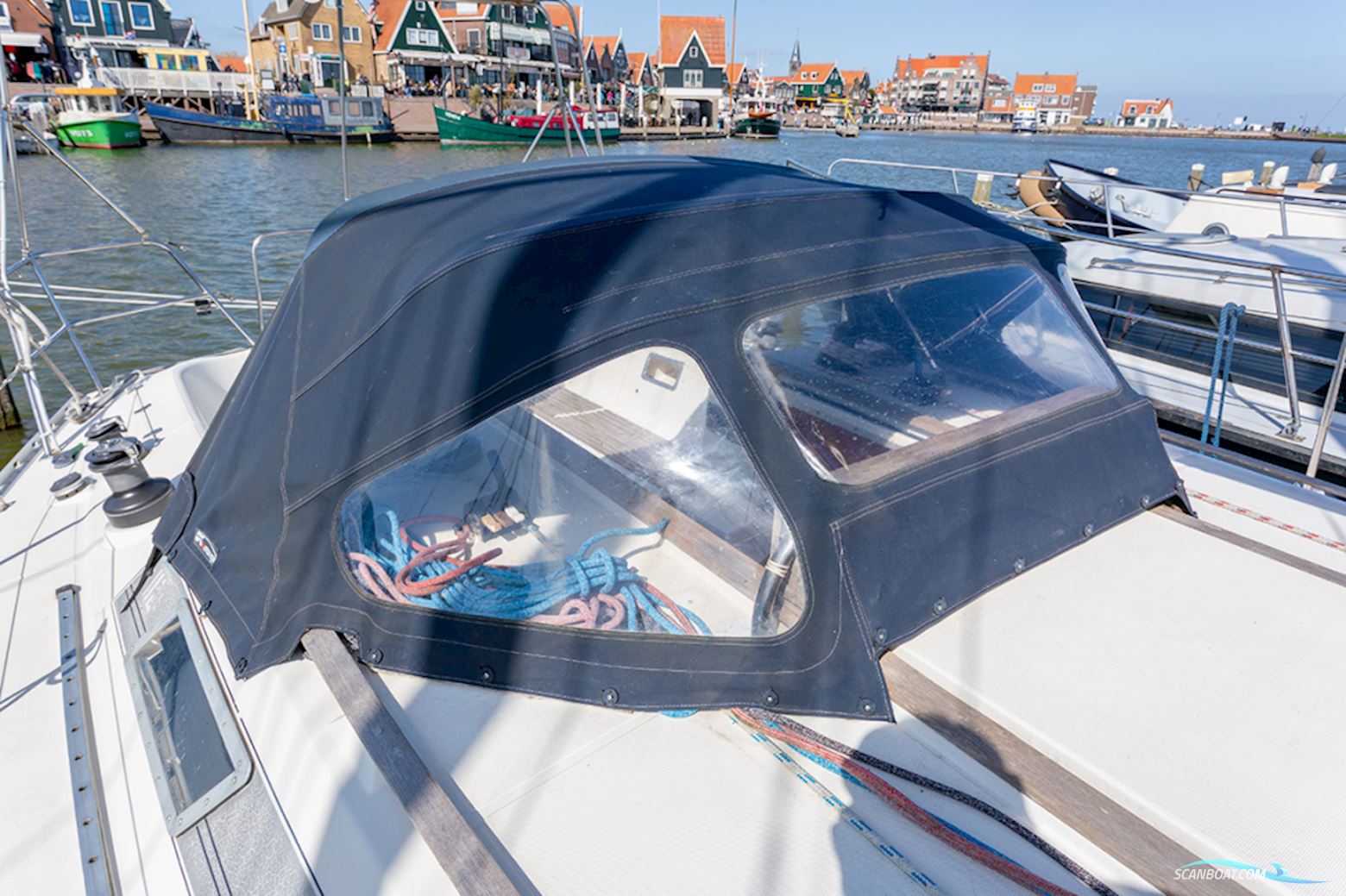 Jeanneau Sunshine 38 centerboard