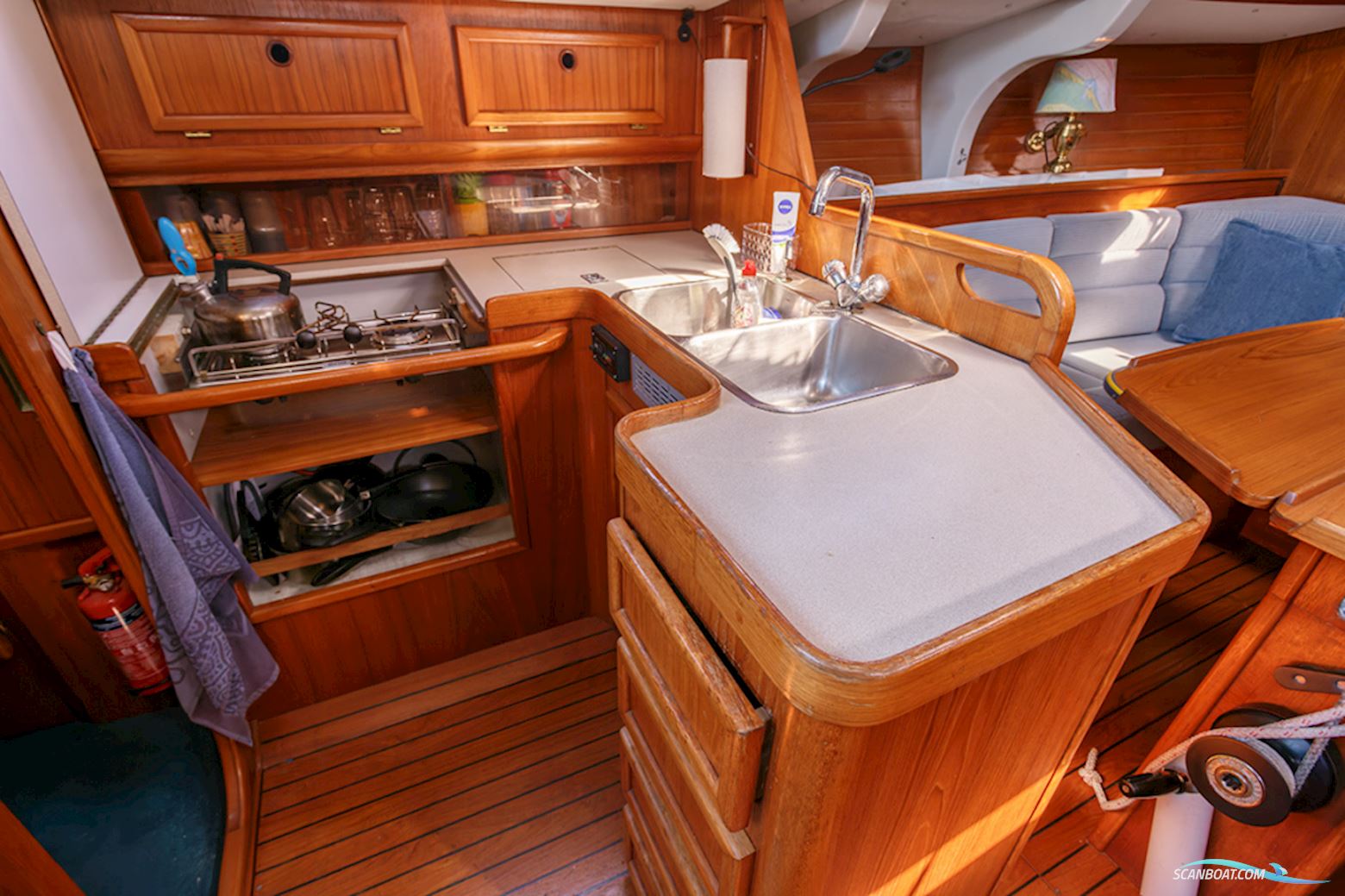 Jeanneau Sunshine 38 centerboard