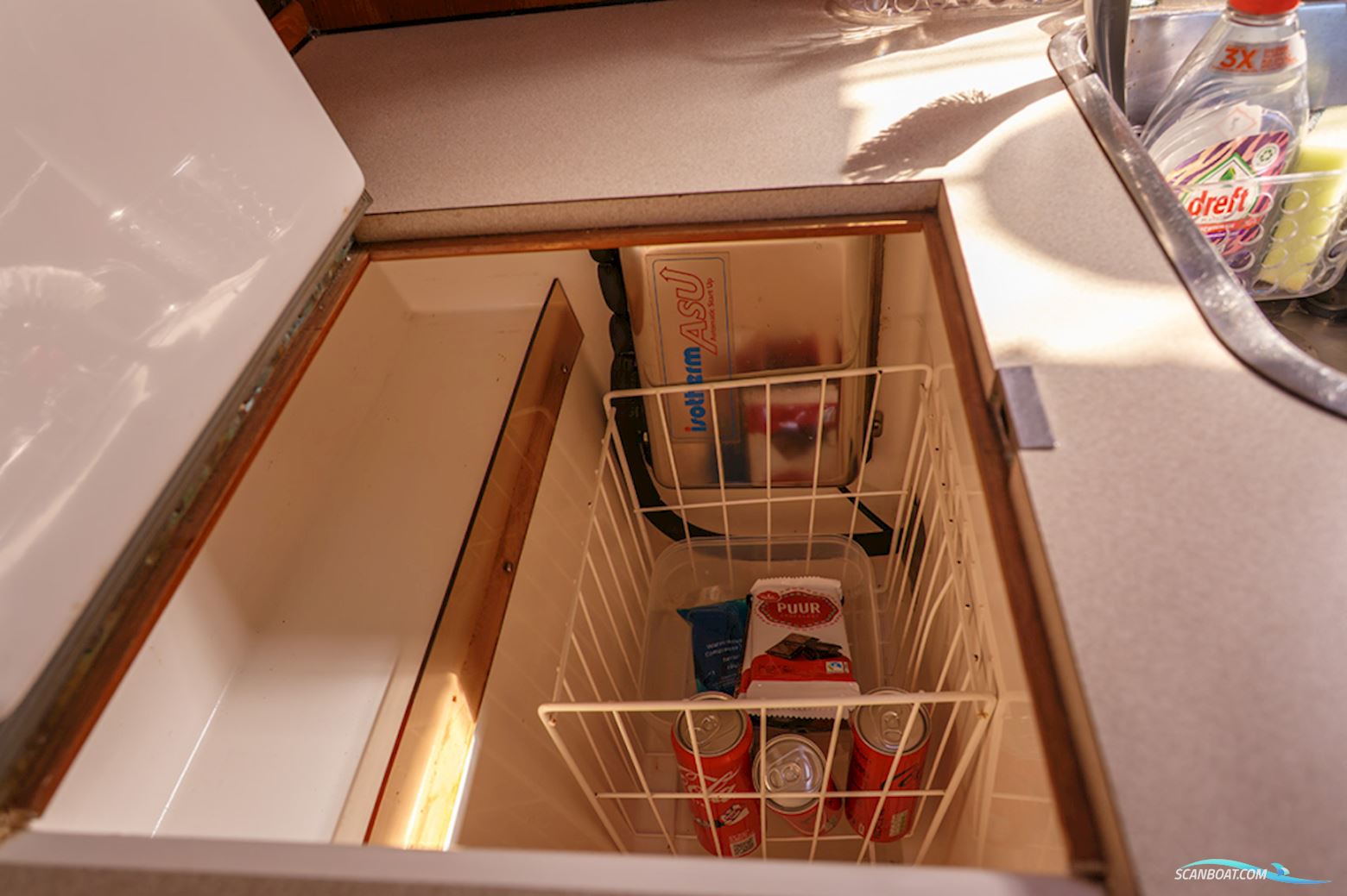 Jeanneau Sunshine 38 centerboard