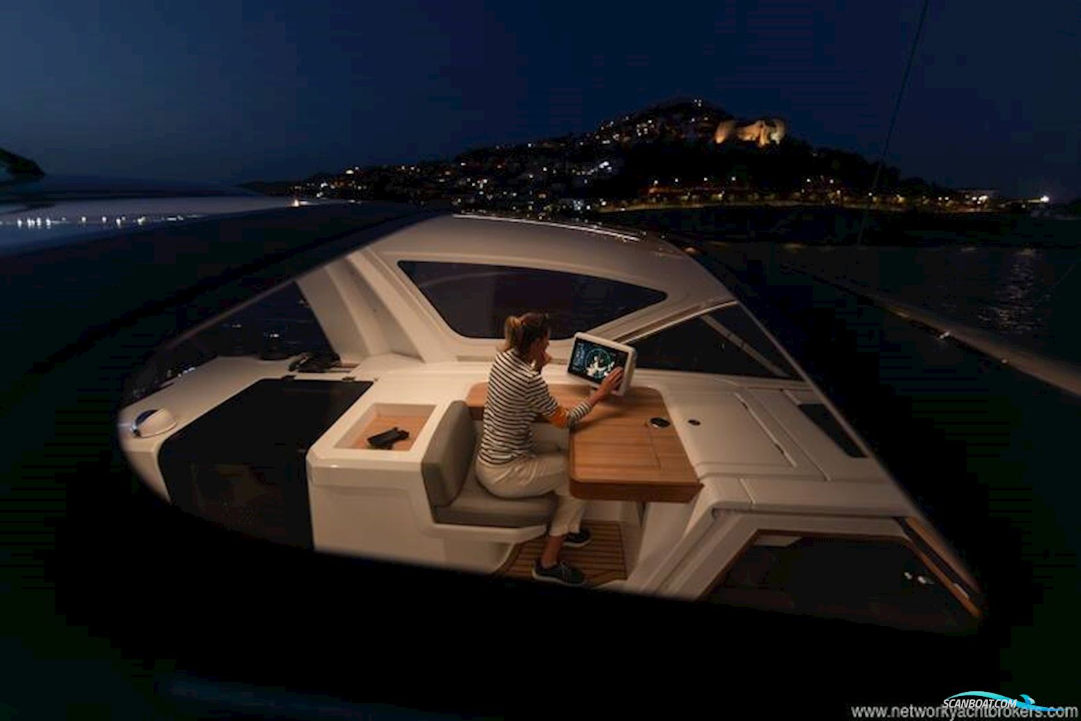 Jeanneau Yacht 55