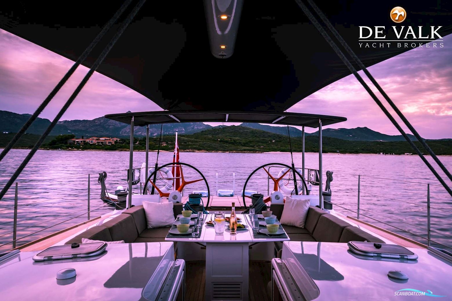 JFA Yachts 82 SY