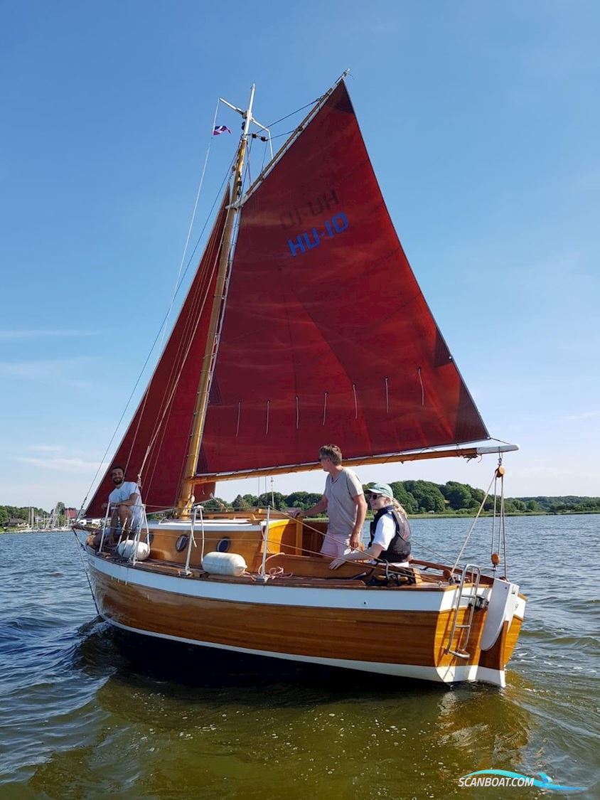 Kleinkreuzer Langkieler Segelboot 2003, mit Yanmar motor, Deutschland