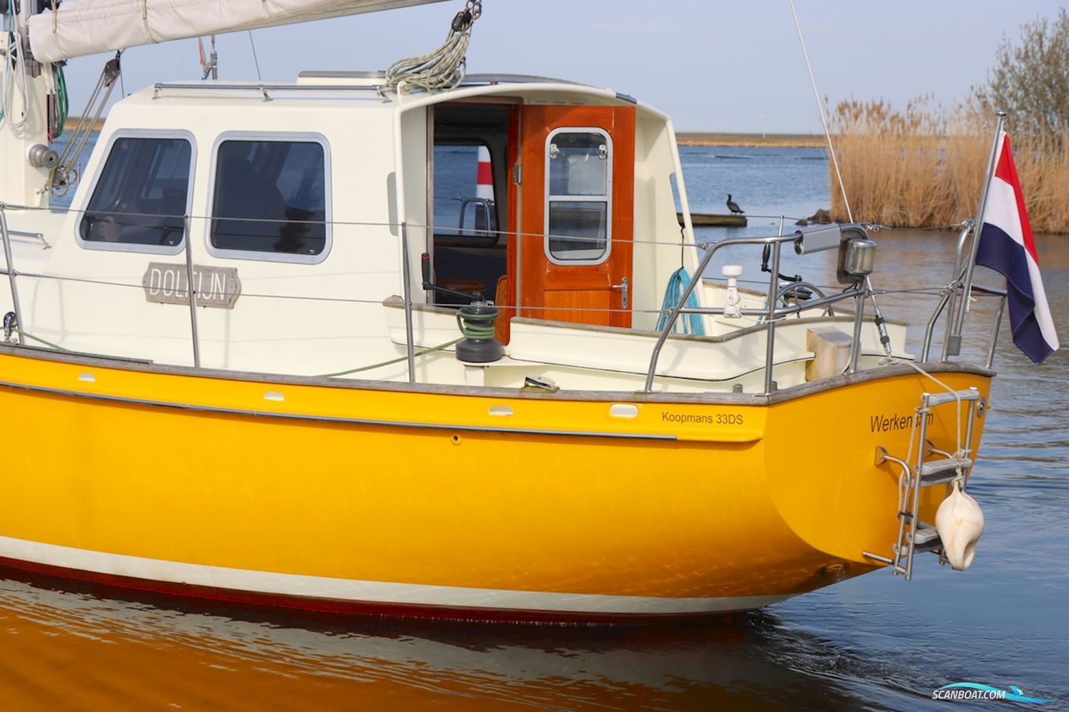 Koopmans 33 Deck Salon