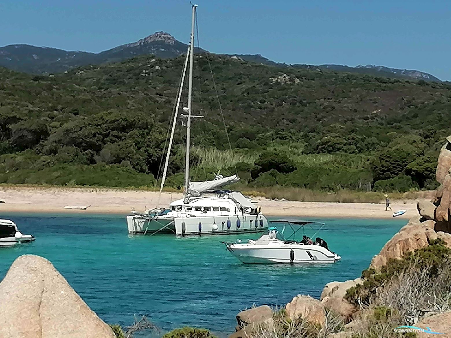 Lagoon 380