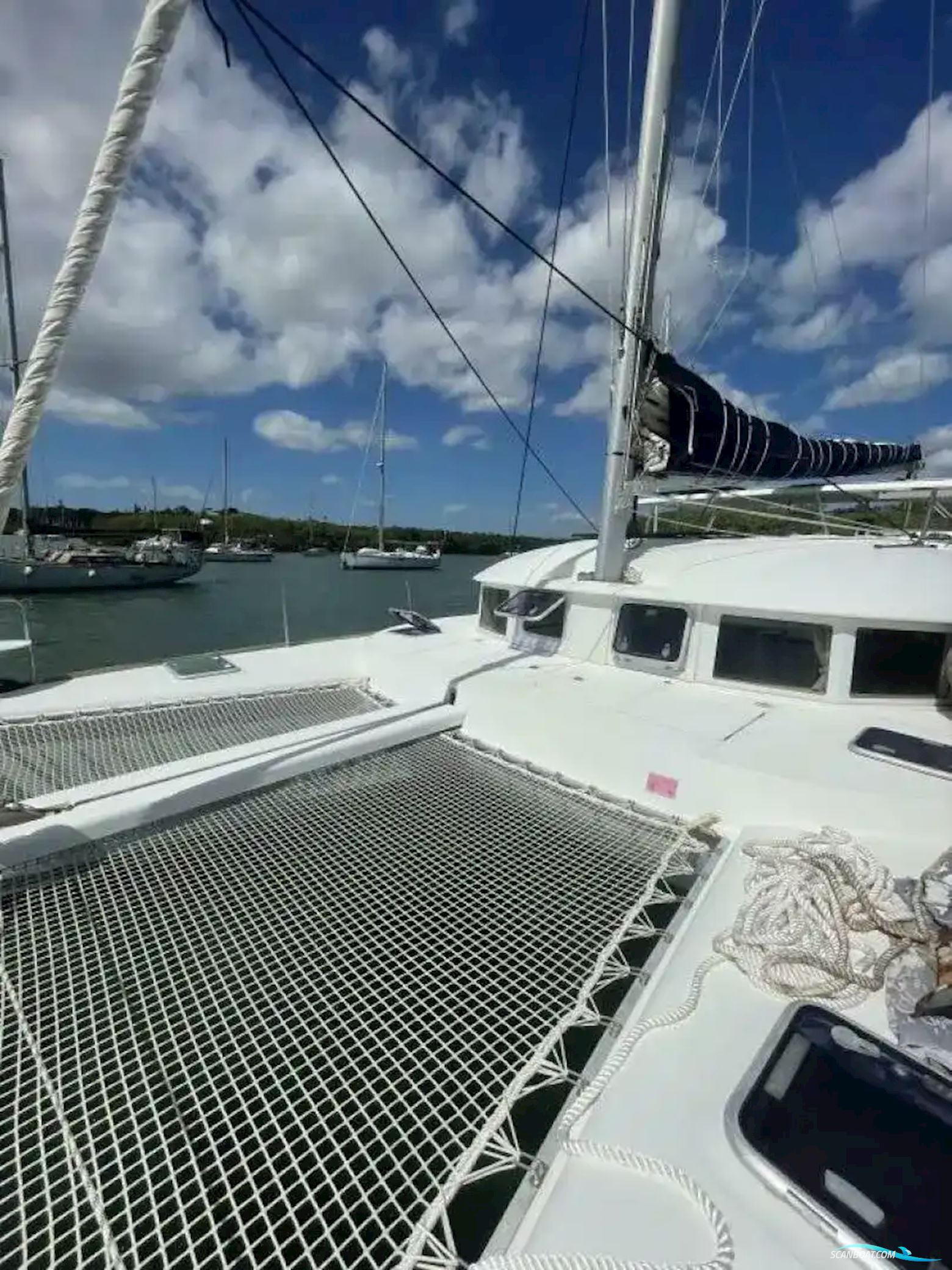 Lagoon 380