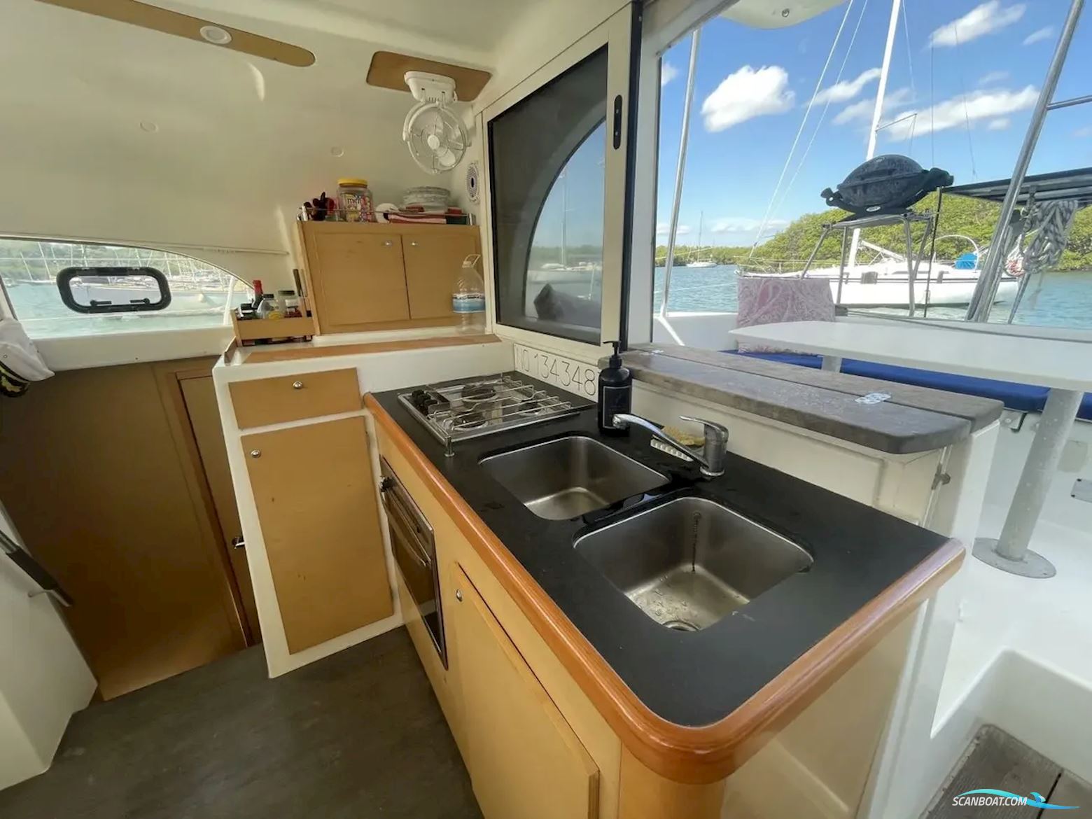 Lagoon 380