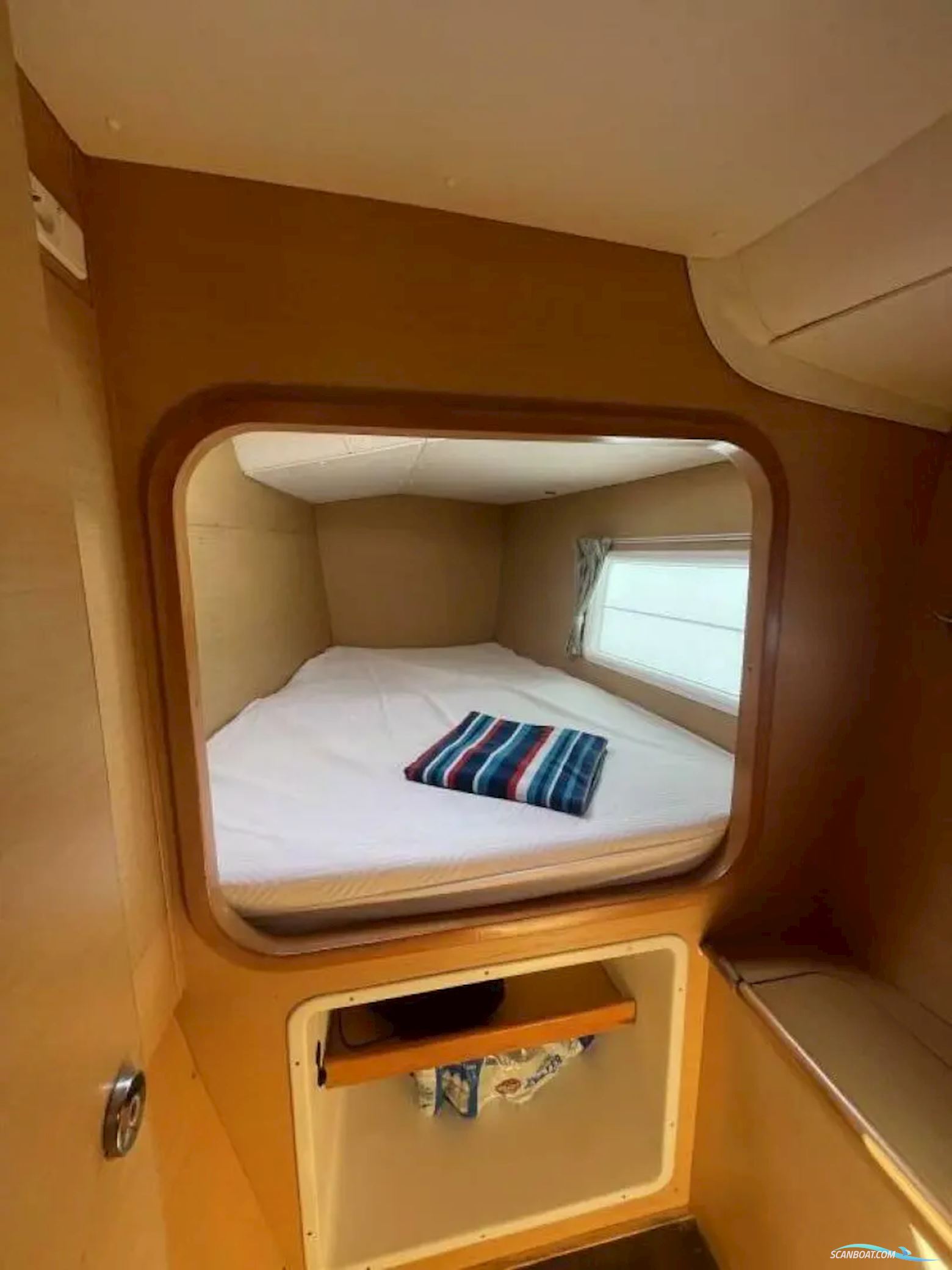 Lagoon 380