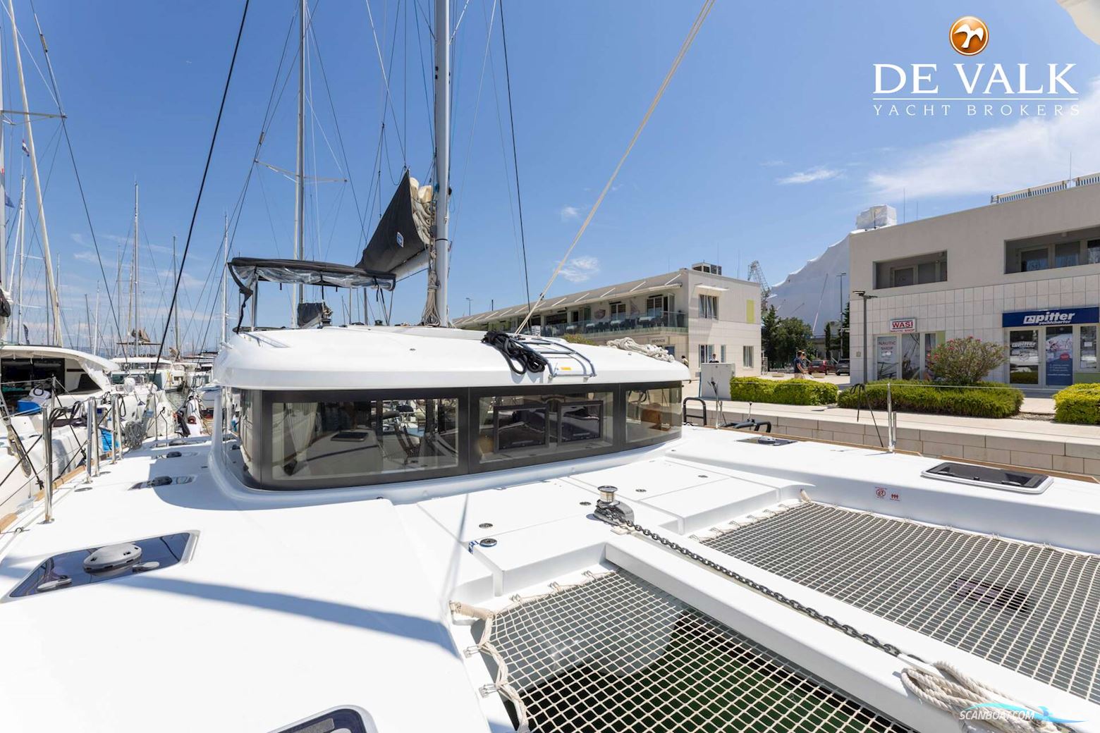 Lagoon 40