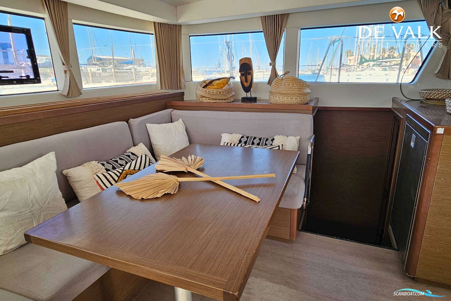 Lagoon 40