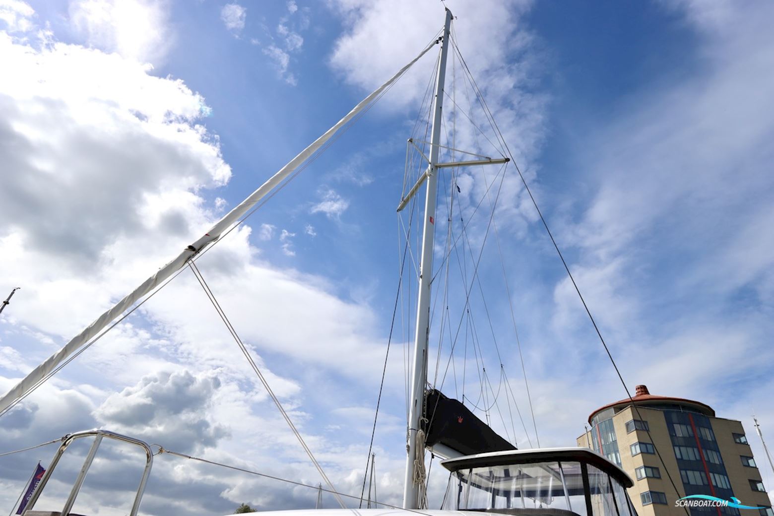 Lagoon 42 Full specs