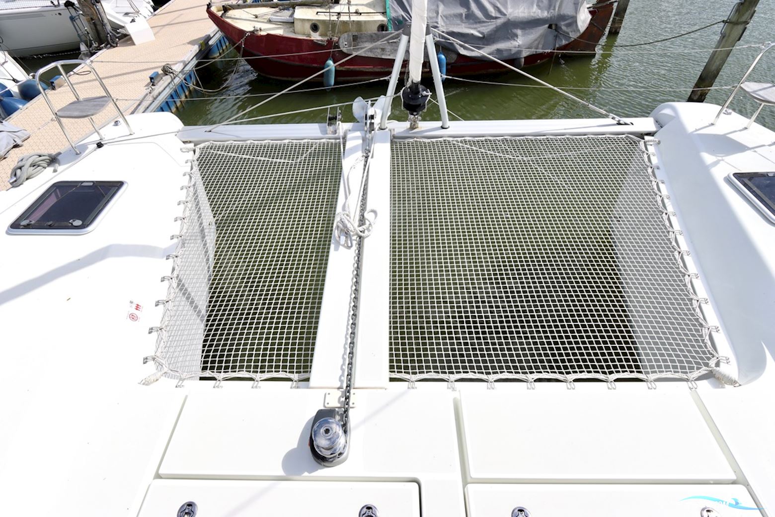 Lagoon 42 Full specs