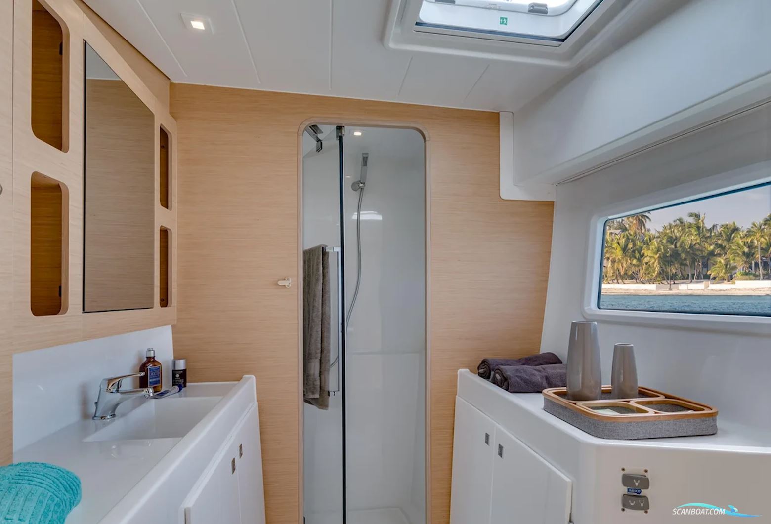 Lagoon 42 Millennium